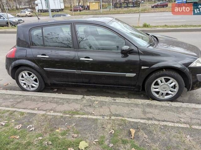 Черный Рено Меган, объемом двигателя 1.5 л и пробегом 240 тыс. км за 3700 $, фото 4 на Automoto.ua