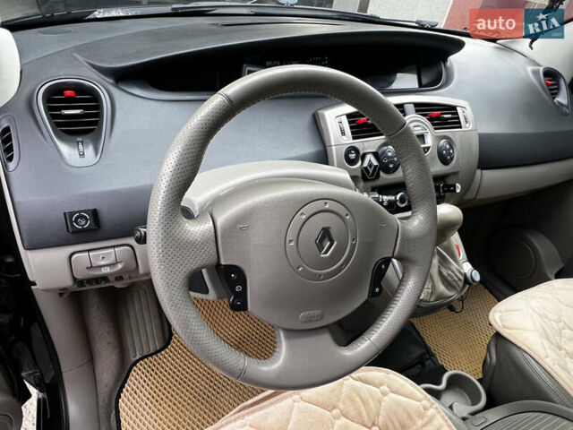Чорний Рено Меган, об'ємом двигуна 1.6 л та пробігом 175 тис. км за 5100 $, фото 8 на Automoto.ua