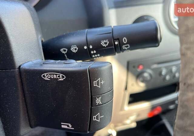 Чорний Рено Меган, об'ємом двигуна 1.6 л та пробігом 255 тис. км за 5290 $, фото 16 на Automoto.ua