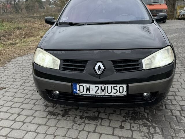 Черный Рено Меган, объемом двигателя 1.6 л и пробегом 234 тыс. км за 1400 $, фото 3 на Automoto.ua