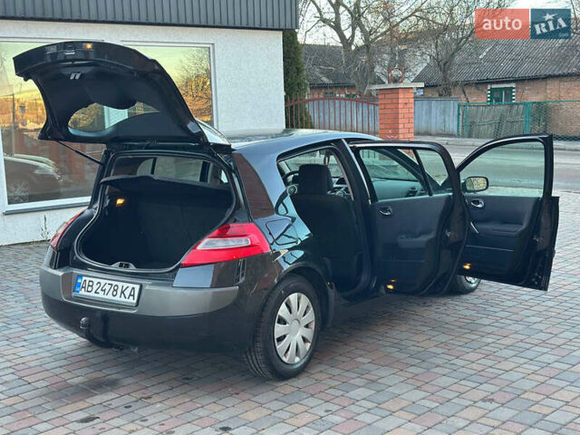 Черный Рено Меган, объемом двигателя 1.46 л и пробегом 237 тыс. км за 3600 $, фото 7 на Automoto.ua