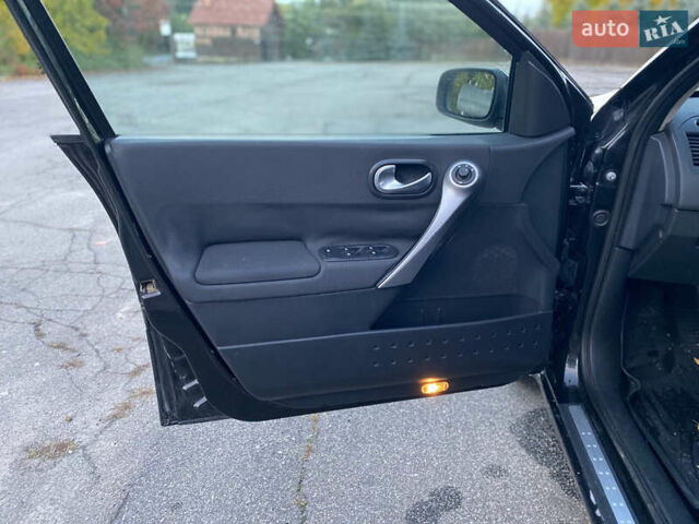 Рено Меган 2006 в Жмеренке на Automoto.ua Черный Рено Меган, объемом двигателя 1.46 л и пробегом 260 тыс. км за 3850 $, фото 14 на Automoto.ua