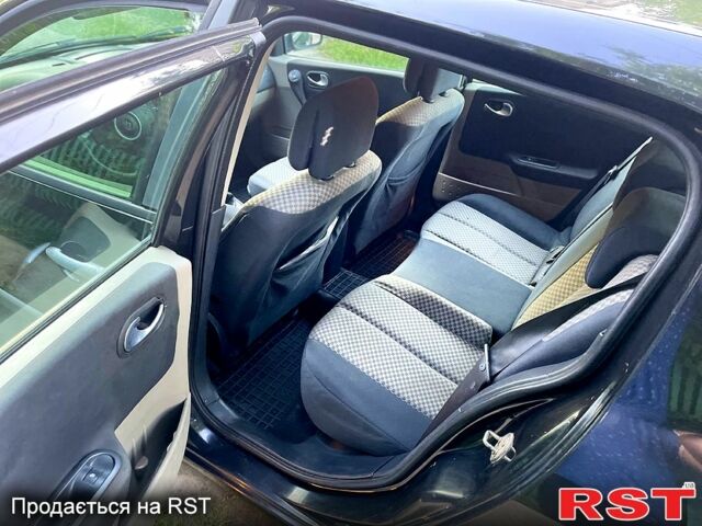 Черный Рено Меган, объемом двигателя 1.5 л и пробегом 250 тыс. км за 3650 $, фото 9 на Automoto.ua