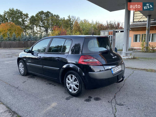 Рено Меган 2006 в Жмеренке на Automoto.ua Черный Рено Меган, объемом двигателя 1.46 л и пробегом 260 тыс. км за 3850 $, фото 4 на Automoto.ua