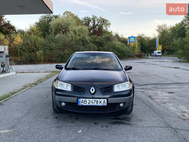Рено Меган 2006 в Жмеренке на Automoto.ua Черный Рено Меган, объемом двигателя 1.46 л и пробегом 260 тыс. км за 3850 $, фото 1 на Automoto.ua