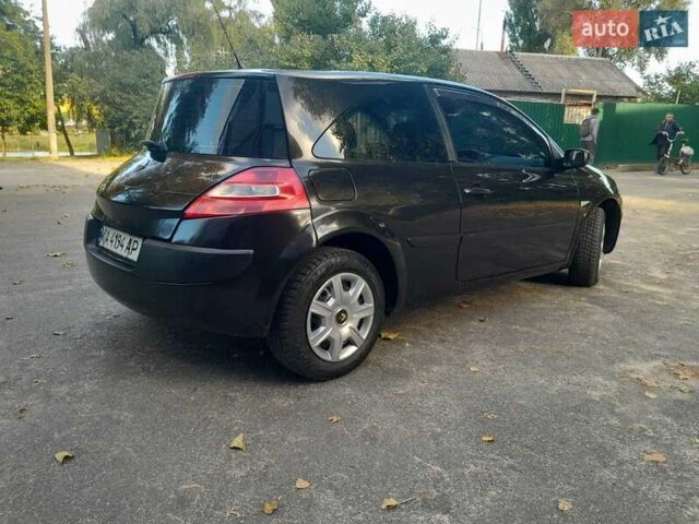 Черный Рено Меган, объемом двигателя 1.6 л и пробегом 300 тыс. км за 4300 $, фото 3 на Automoto.ua