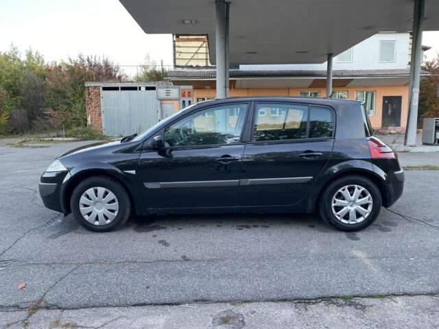 Черный Рено Меган, объемом двигателя 1.5 л и пробегом 235 тыс. км за 3850 $, фото 2 на Automoto.ua