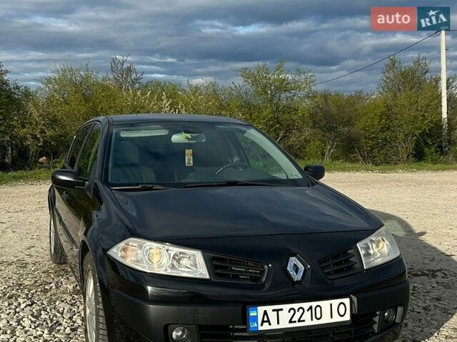 Черный Рено Меган, объемом двигателя 2 л и пробегом 220 тыс. км за 5999 $, фото 11 на Automoto.ua