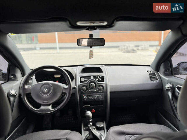 Черный Рено Меган, объемом двигателя 1.5 л и пробегом 219 тыс. км за 3400 $, фото 12 на Automoto.ua