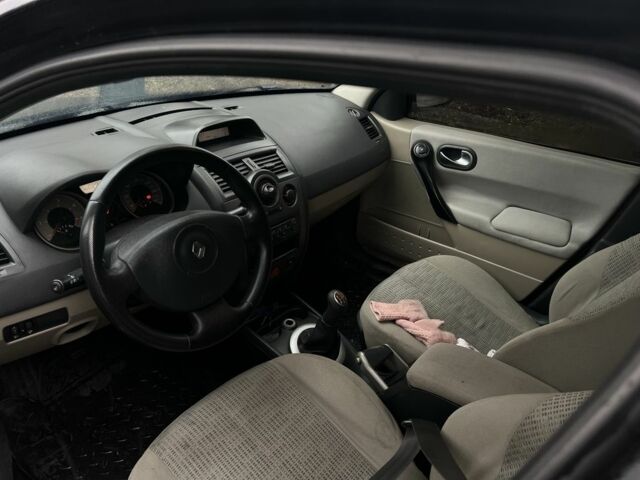 Черный Рено Меган, объемом двигателя 1.5 л и пробегом 261 тыс. км за 3250 $, фото 11 на Automoto.ua