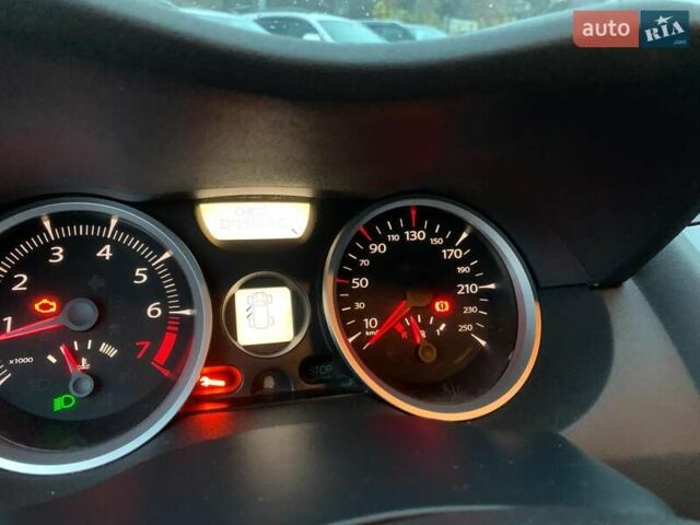 Чорний Рено Меган, об'ємом двигуна 1.6 л та пробігом 323 тис. км за 4990 $, фото 12 на Automoto.ua