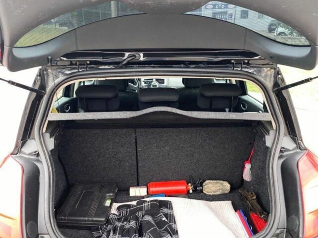 Чорний Рено Меган, об'ємом двигуна 1.6 л та пробігом 323 тис. км за 4500 $, фото 5 на Automoto.ua