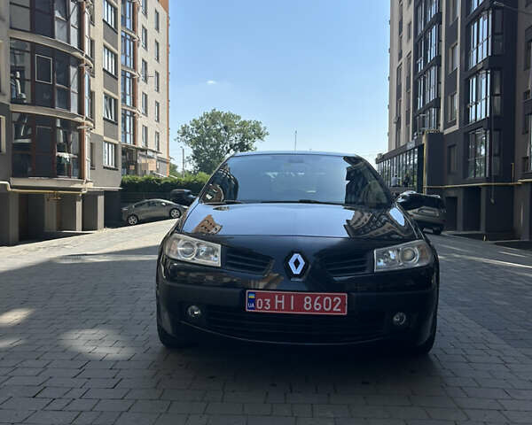 Черный Рено Меган, объемом двигателя 2 л и пробегом 219 тыс. км за 6350 $, фото 15 на Automoto.ua