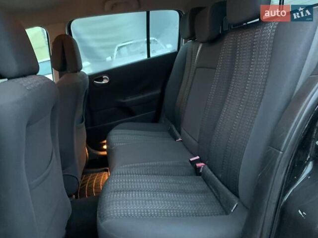 Чорний Рено Меган, об'ємом двигуна 1.6 л та пробігом 323 тис. км за 4990 $, фото 10 на Automoto.ua