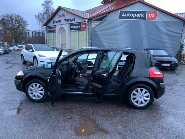 Чорний Рено Меган, об'ємом двигуна 1.6 л та пробігом 323 тис. км за 4990 $, фото 21 на Automoto.ua