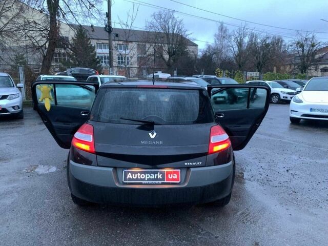 Чорний Рено Меган, об'ємом двигуна 1.6 л та пробігом 323 тис. км за 4990 $, фото 22 на Automoto.ua