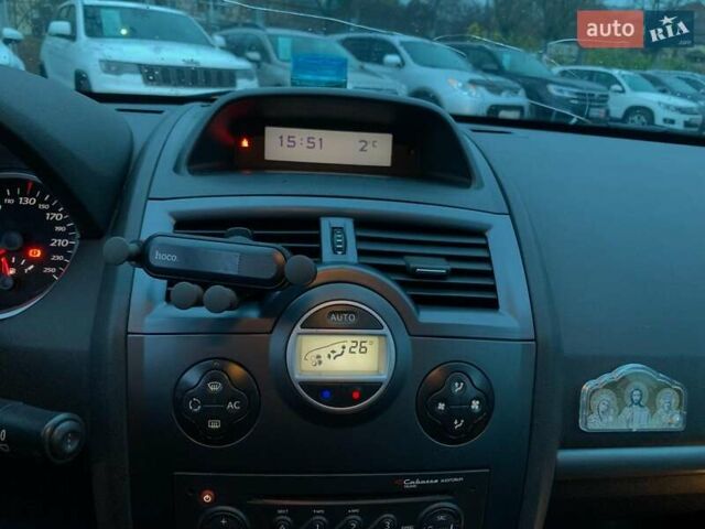 Чорний Рено Меган, об'ємом двигуна 1.6 л та пробігом 323 тис. км за 4990 $, фото 15 на Automoto.ua