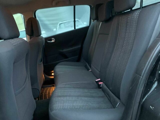 Чорний Рено Меган, об'ємом двигуна 1.6 л та пробігом 323 тис. км за 4990 $, фото 10 на Automoto.ua