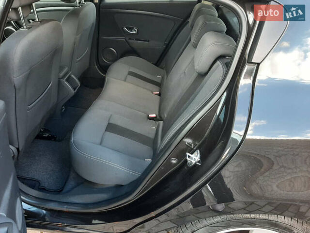 Рено Меган 2008 в Коломые на Automoto.ua Черный Рено Меган, объемом двигателя 1.6 л и пробегом 174 тыс. км за 6999 $, фото 15 на Automoto.ua