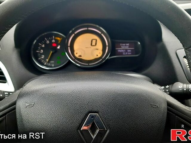 Черный Рено Меган, объемом двигателя 1.6 л и пробегом 196 тыс. км за 5900 $, фото 11 на Automoto.ua
