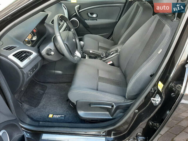 Рено Меган 2008 в Коломые на Automoto.ua Черный Рено Меган, объемом двигателя 1.6 л и пробегом 174 тыс. км за 6999 $, фото 12 на Automoto.ua