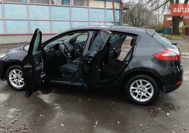 Черный Рено Меган, объемом двигателя 1.5 л и пробегом 241 тыс. км за 5900 $, фото 5 на Automoto.ua