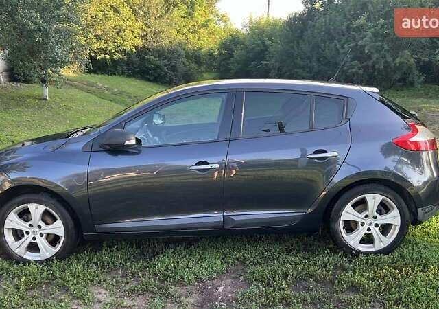 Чорний Рено Меган, об'ємом двигуна 1.6 л та пробігом 214 тис. км за 7500 $, фото 1 на Automoto.ua