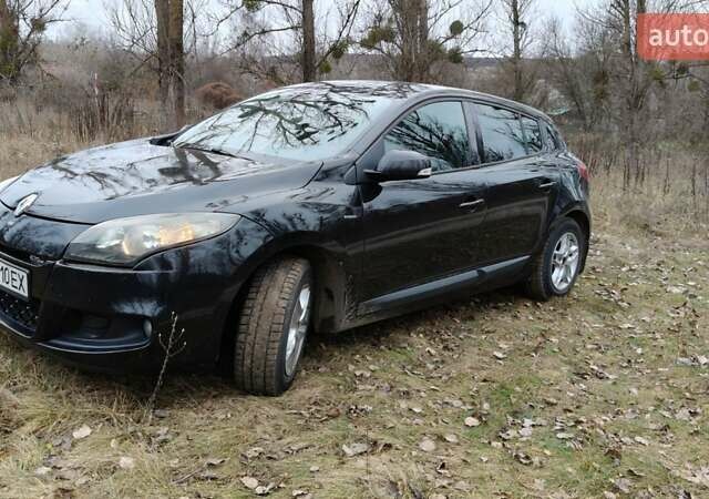 Черный Рено Меган, объемом двигателя 1.5 л и пробегом 241 тыс. км за 5900 $, фото 13 на Automoto.ua