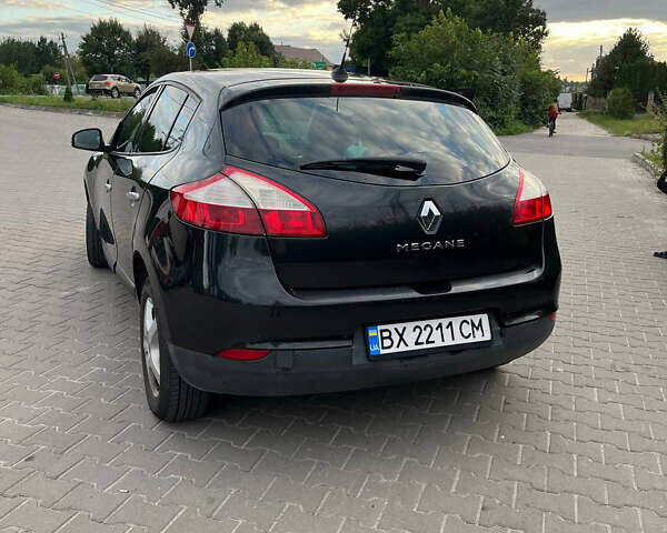 Чорний Рено Меган, об'ємом двигуна 1.6 л та пробігом 251 тис. км за 6800 $, фото 1 на Automoto.ua