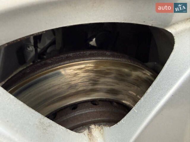 Черный Рено Меган, объемом двигателя 1.5 л и пробегом 261 тыс. км за 5500 $, фото 7 на Automoto.ua