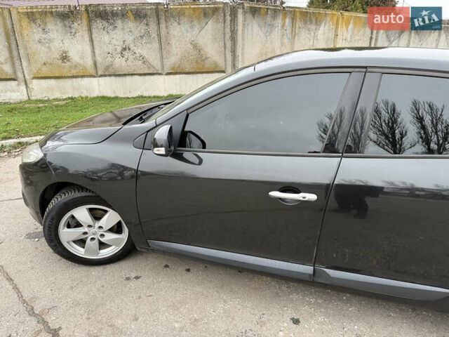 Черный Рено Меган, объемом двигателя 1.5 л и пробегом 261 тыс. км за 5500 $, фото 14 на Automoto.ua