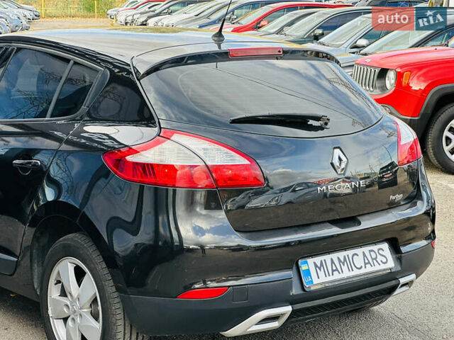 Рено Меган 2009 у Харкові на Automoto.ua Чорний Рено Меган, об'ємом двигуна 1.6 л та пробігом 184 тис. км за 7100 $, фото 11 на Automoto.ua