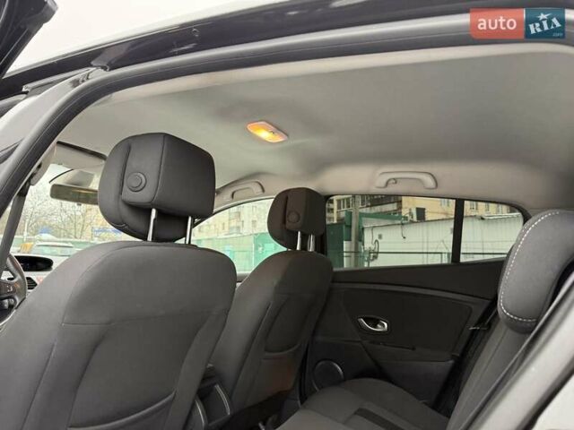 Чорний Рено Меган, об'ємом двигуна 1.6 л та пробігом 184 тис. км за 6600 $, фото 14 на Automoto.ua