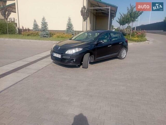 Рено Меган 2009 у Луцьку на Automoto.ua Чорний Рено Меган, об'ємом двигуна 1.46 л та пробігом 257 тис. км за 5600 $, фото 7 на Automoto.ua