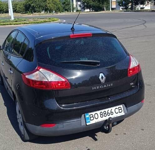 Черный Рено Меган, объемом двигателя 1.4 л и пробегом 248 тыс. км за 5300 $, фото 3 на Automoto.ua