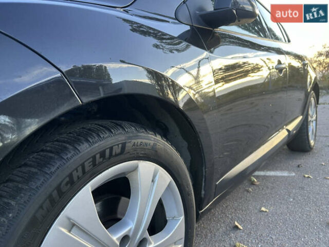 Рено Меган 2009 в Сарнах на Automoto.ua Черный Рено Меган, объемом двигателя 1.9 л и пробегом 310 тыс. км за 6200 $, фото 23 на Automoto.ua