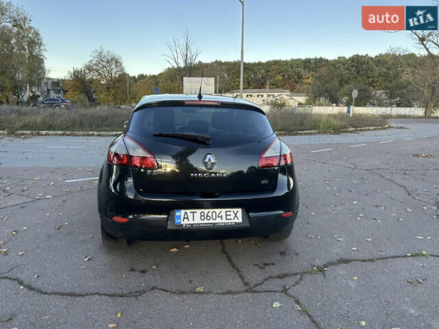 Рено Меган 2009 в Сарнах на Automoto.ua Черный Рено Меган, объемом двигателя 1.9 л и пробегом 310 тыс. км за 6200 $, фото 6 на Automoto.ua
