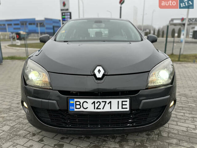 Черный Рено Меган, объемом двигателя 1.5 л и пробегом 268 тыс. км за 5300 $, фото 1 на Automoto.ua