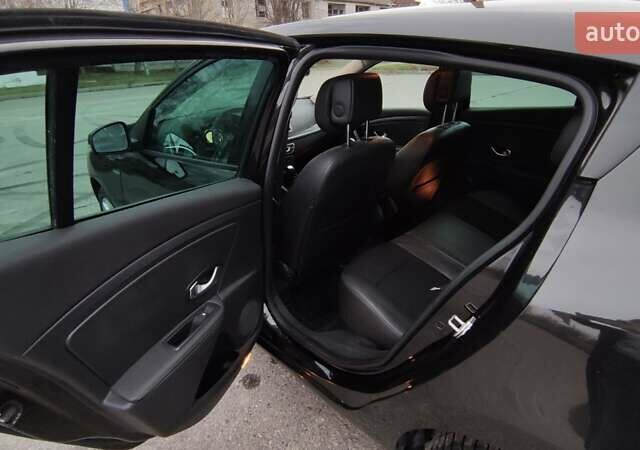 Чорний Рено Меган, об'ємом двигуна 1.5 л та пробігом 218 тис. км за 7200 $, фото 9 на Automoto.ua