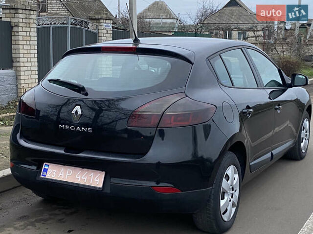 Черный Рено Меган, объемом двигателя 1.6 л и пробегом 204 тыс. км за 6500 $, фото 5 на Automoto.ua