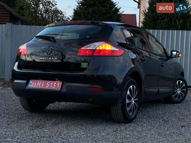 Рено Меган 2009 у Самборе на Automoto.ua Чорний Рено Меган, об'ємом двигуна 1.6 л та пробігом 208 тис. км за 6499 $, фото 34 на Automoto.ua