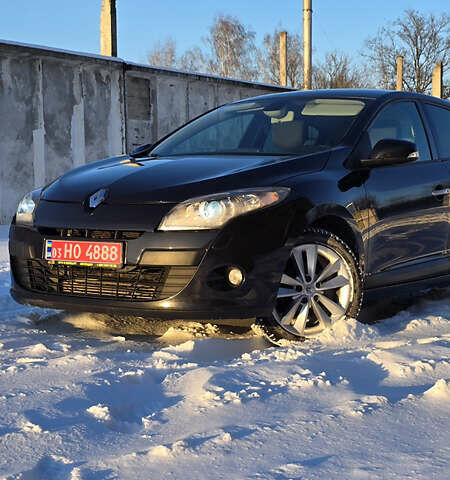 Черный Рено Меган, объемом двигателя 1.4 л и пробегом 220 тыс. км за 7200 $, фото 3 на Automoto.ua