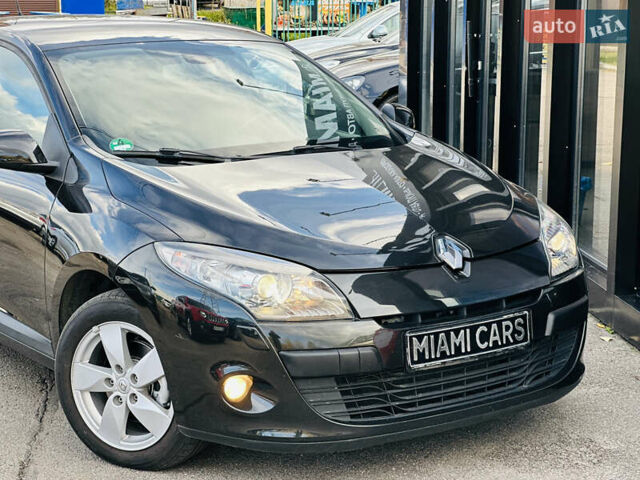 Рено Меган 2009 у Харкові на Automoto.ua Чорний Рено Меган, об'ємом двигуна 1.6 л та пробігом 184 тис. км за 7100 $, фото 8 на Automoto.ua