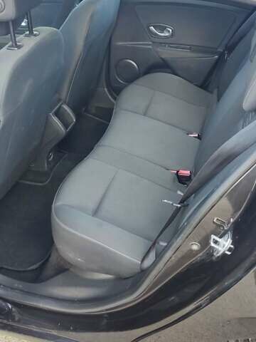 Черный Рено Меган, объемом двигателя 1.6 л и пробегом 250 тыс. км за 6200 $, фото 4 на Automoto.ua