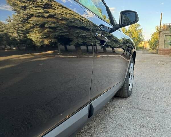 Черный Рено Меган, объемом двигателя 1.6 л и пробегом 204 тыс. км за 6500 $, фото 7 на Automoto.ua