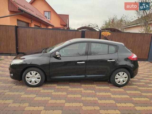 Черный Рено Меган, объемом двигателя 1.6 л и пробегом 185 тыс. км за 7200 $, фото 13 на Automoto.ua