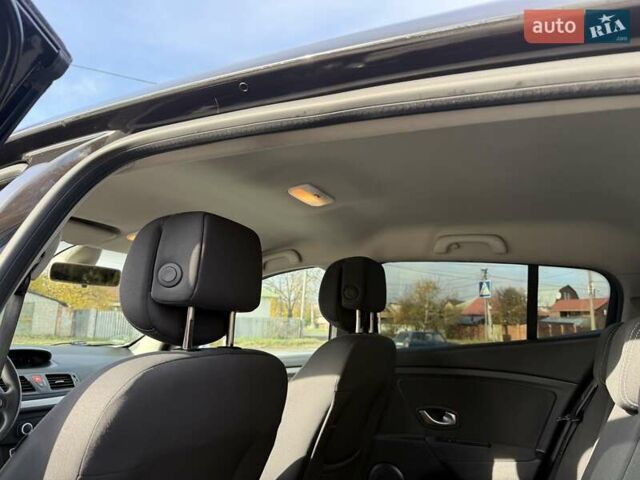 Черный Рено Меган, объемом двигателя 1.6 л и пробегом 184 тыс. км за 6800 $, фото 14 на Automoto.ua