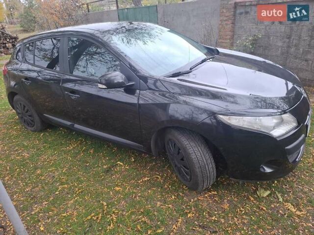 Рено Меган 2009 в Апостолове на Automoto.ua Черный Рено Меган, объемом двигателя 1.6 л и пробегом 137 тыс. км за 6800 $, фото 3 на Automoto.ua