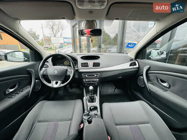 Рено Меган 2009 в Харькове на Automoto.ua Черный Рено Меган, объемом двигателя 1.6 л и пробегом 225 тыс. км за 7600 $, фото 24 на Automoto.ua