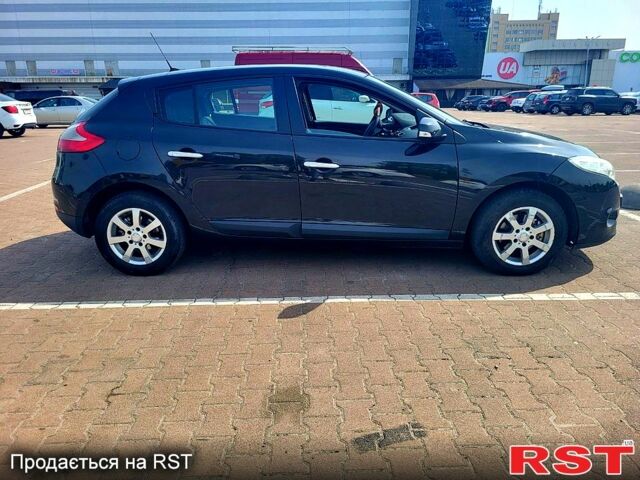 Черный Рено Меган, объемом двигателя 1.5 л и пробегом 217 тыс. км за 5999 $, фото 3 на Automoto.ua